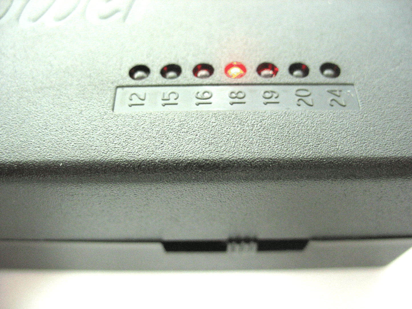 96w(96 watt) 4500ma(4.5a) Universal Regulated AC/DC Laptop Power Adaptor 12v,15v,16v,18v,19v,20v,24v