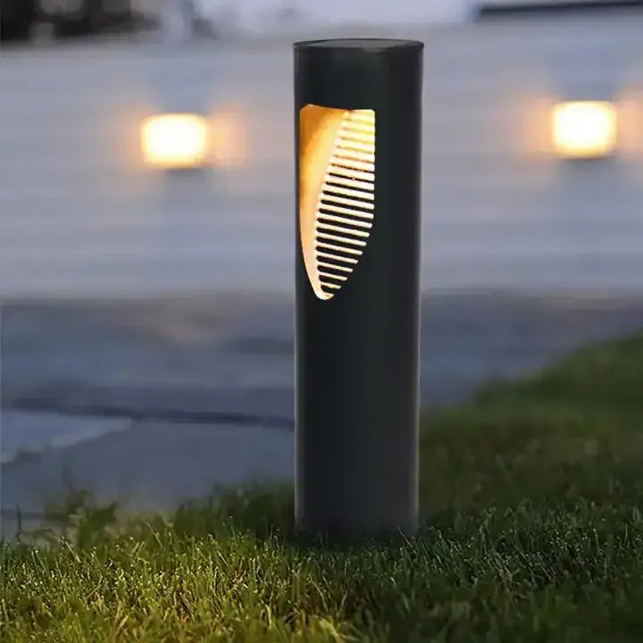 Solar Garden Spike Light (Black)