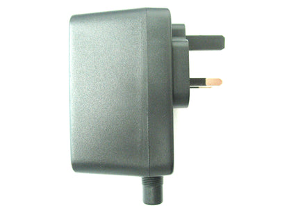 1000ma (1a) 24v 24VA AC/AC (AC Output) Power Adaptor With Built In Socket