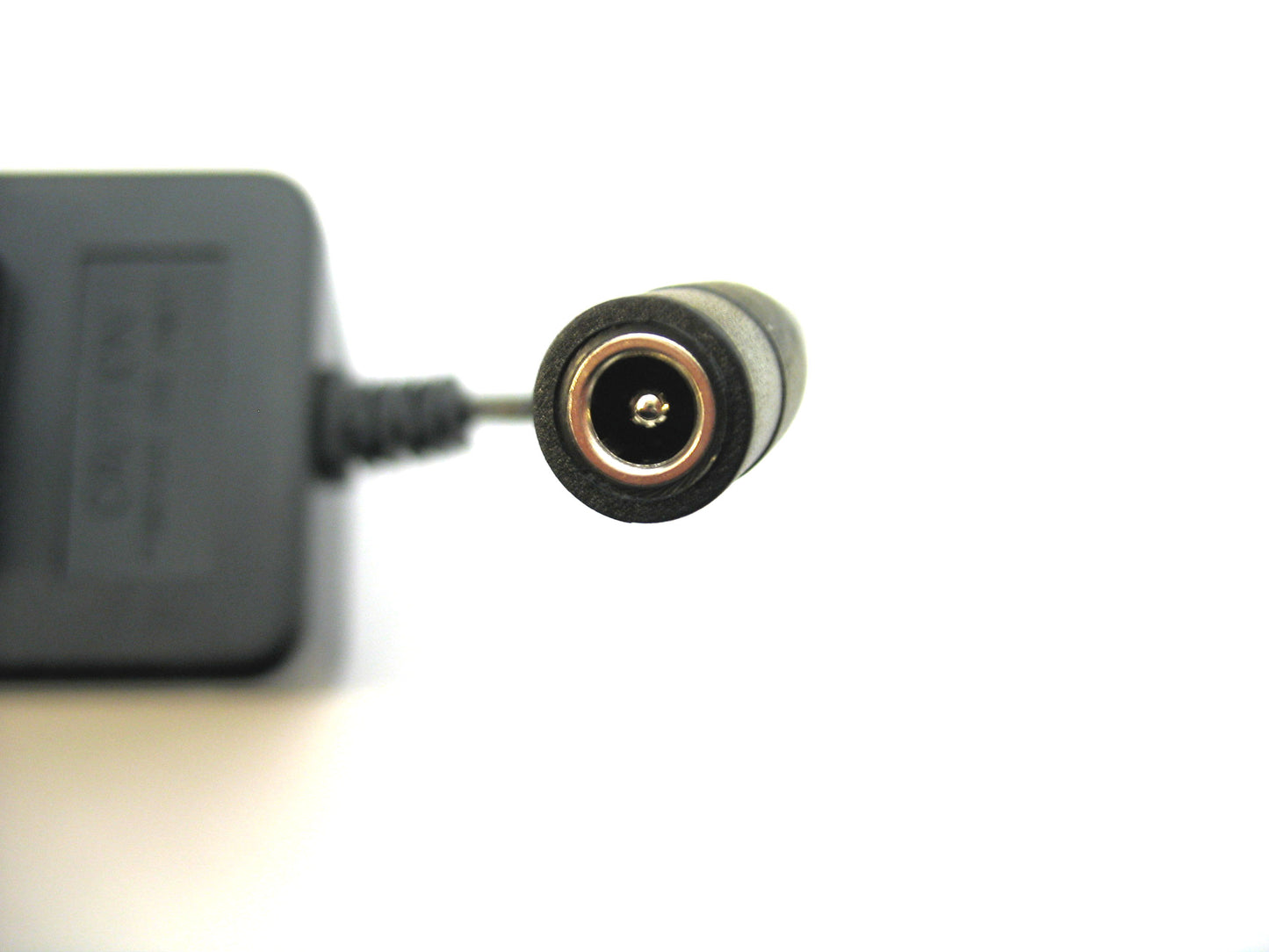 1000ma (1a) 24v 24VA AC/AC (AC Output) Power Adaptor With Built In Socket