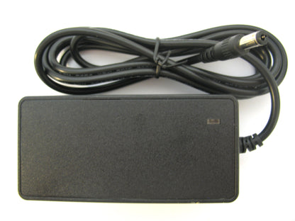 1500ma (1.5a) 28v 42w Mains Regulated Switch Mode AC/DC Desktop Power Adaptor