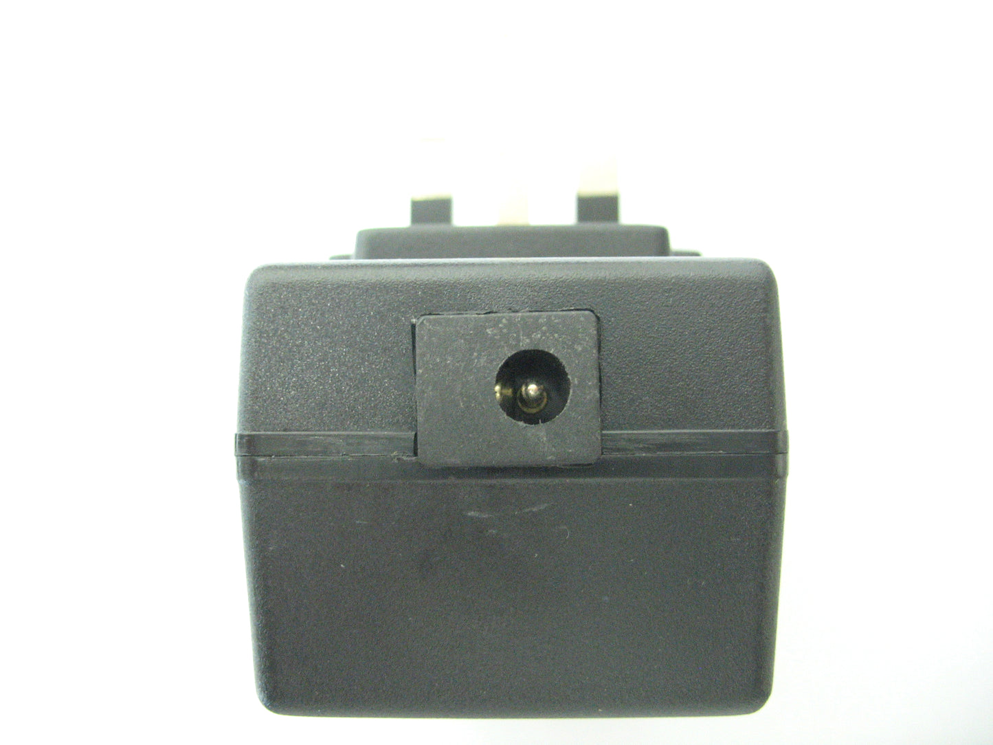 300ma (0.3a) 24v 7.2VA AC/DC Power Adaptor With Built In Socket